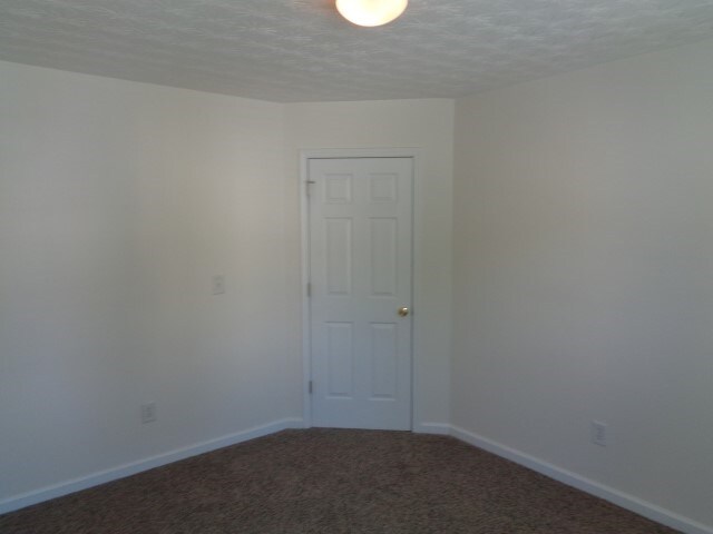 Building Photo - 4305 Windale Dr NW