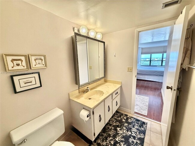 Building Photo - 600 Three Islands Boulevard