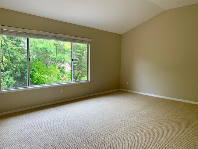 Building Photo - 2760 Irongate Pl