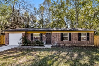 Building Photo - 8444 Fury Dr