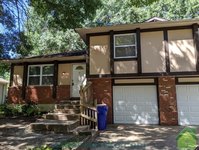 Primary Photo - 503 S Cardinal Dr