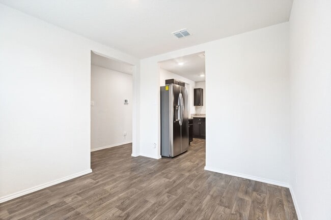Building Photo - 2526 Wentwood Run