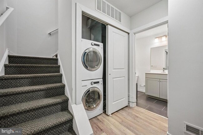 Building Photo - 4912 Baltimore Ave