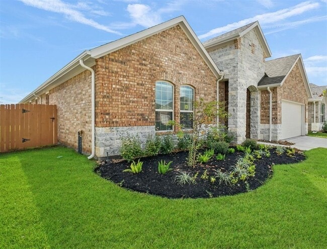 Building Photo - 27943 Parkside Creek Dr