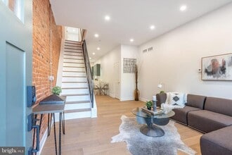 Building Photo - 1842 N 4th St