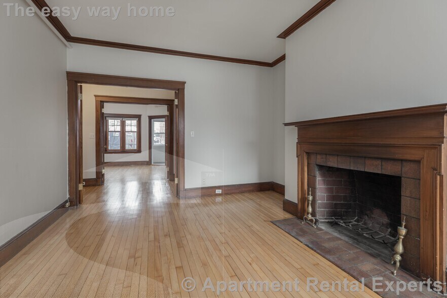Building Photo - 5 Linnaean St