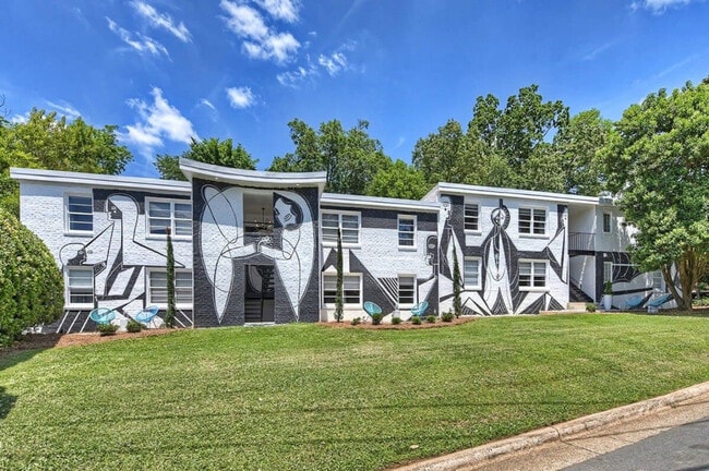 Building Photo - 510 Queens Rd