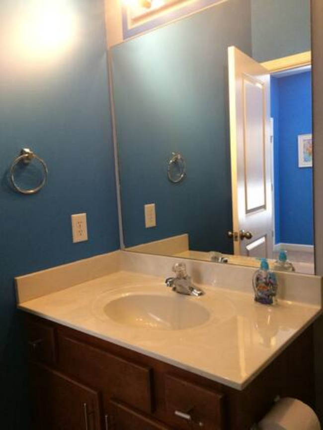 Bathroom in 2nd bdrm - 412A McClellan Ave