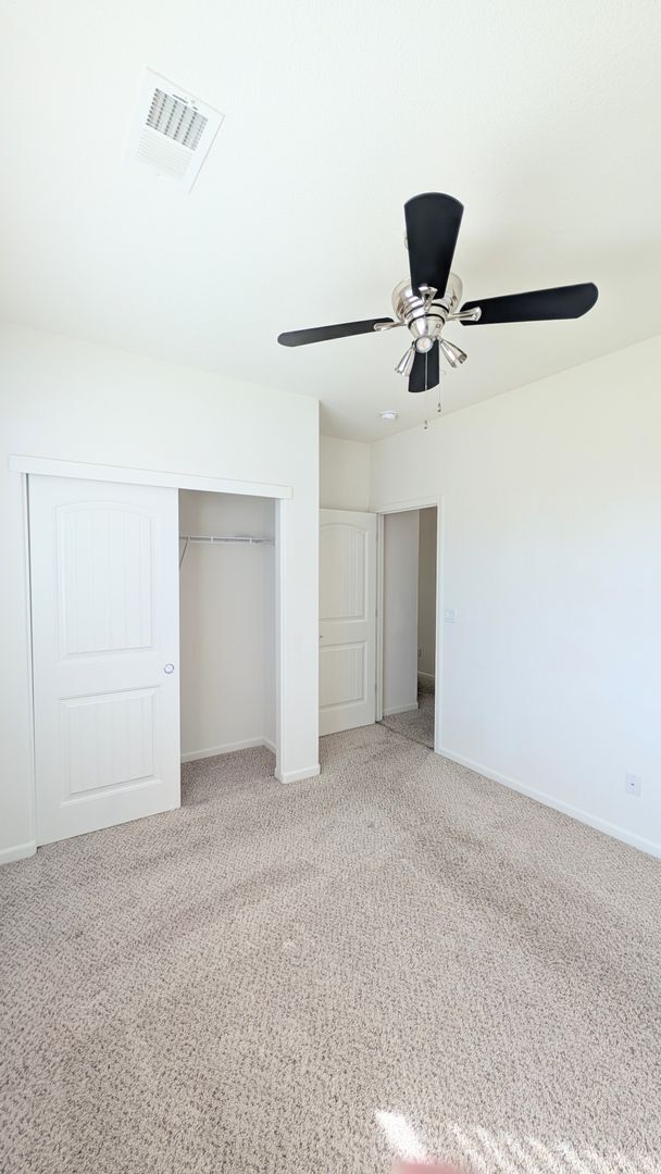 Building Photo - Perfect Single Story Home in Sacramento!