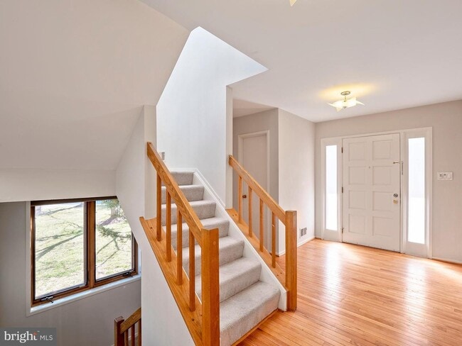 Building Photo - 7801 Whiterim Terrace