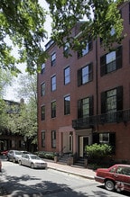Building Photo - 2 Louisburg Sq Unit #4/5