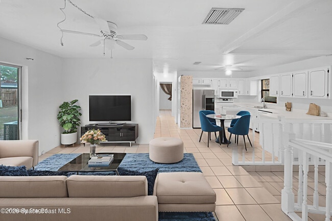 Building Photo - 516 Falmouth Ave