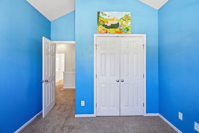 Building Photo - 412 Savannah Dr