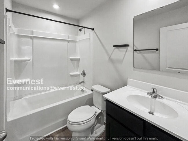 Building Photo - 3 Bed/2.5 Bath Home with Garage / Pet-Friendly /Available Now!