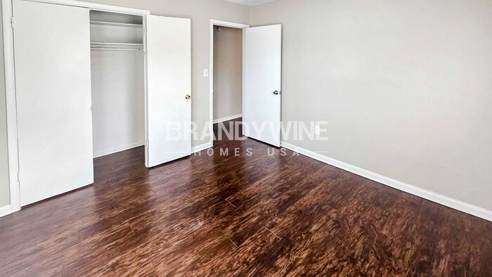 Building Photo - 2610 E Annie St