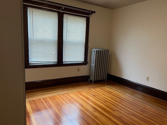 Building Photo - 8 Hill St