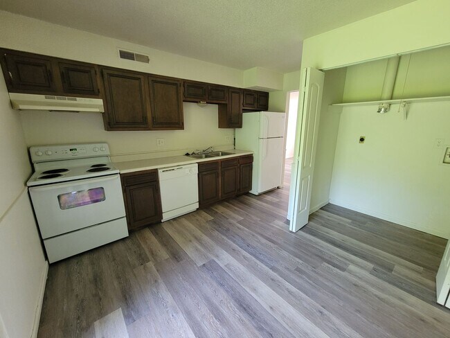 Interior Photo - dew3941