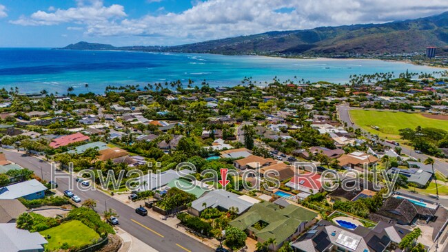 Building Photo - 366 Poipu Dr