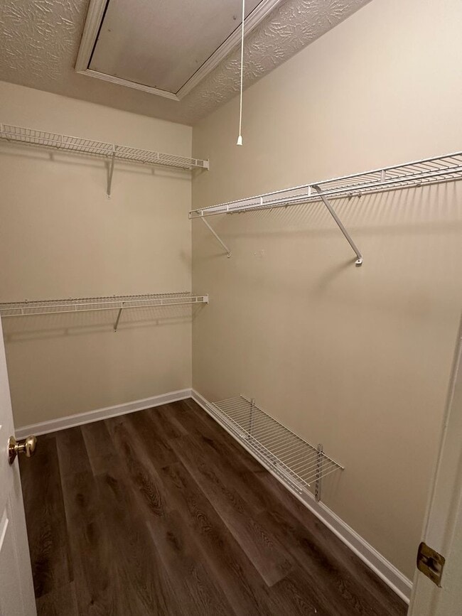 Building Photo - Single Story Gainesville Townhome with Garage