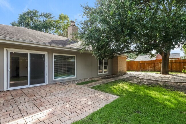 Building Photo - 1022 Red Rock Canyon Dr