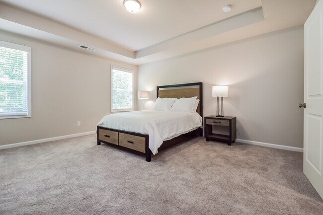 Building Photo - 3414 Sugarberry Dr