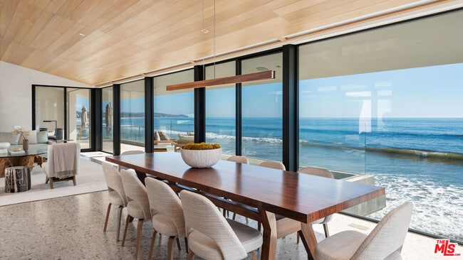 Building Photo - 31388 Broad Beach Rd