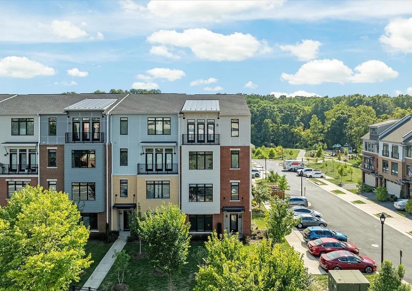 Building Photo - 1002 Ribbon Limestone Ter SE