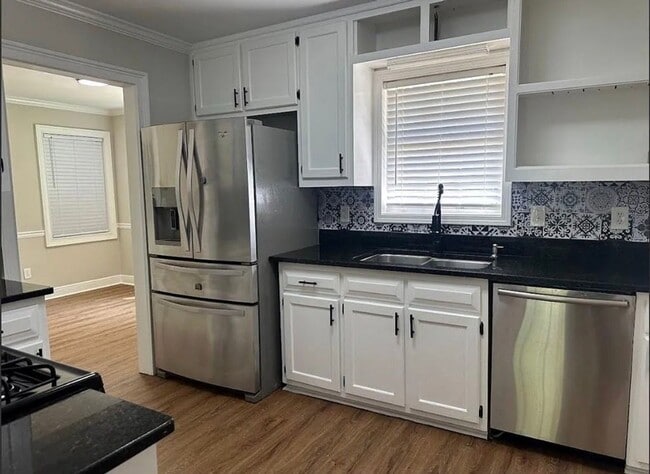 Building Photo - 120 Gentle Doe Dr