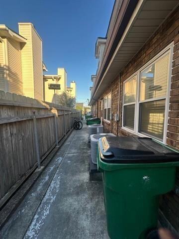 Building Photo - 3312 Taft Park