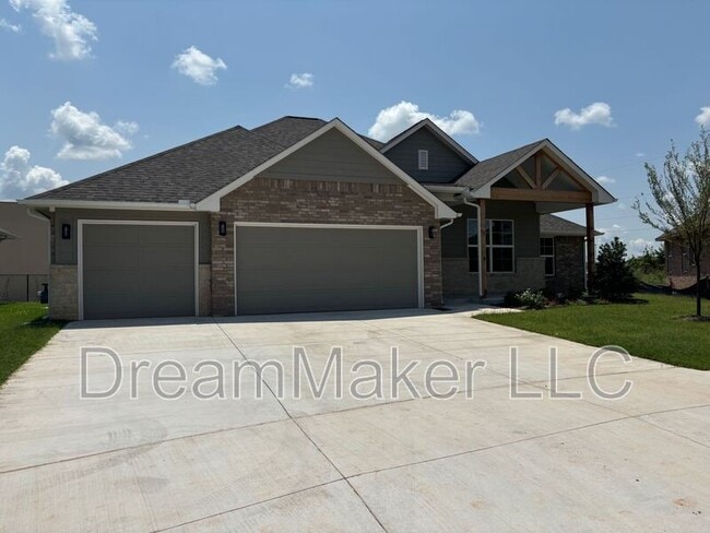 Building Photo - 3002 Holw Crst Ln