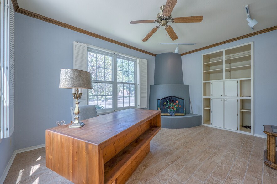 Building Photo - 2611 N Kentucky Ave