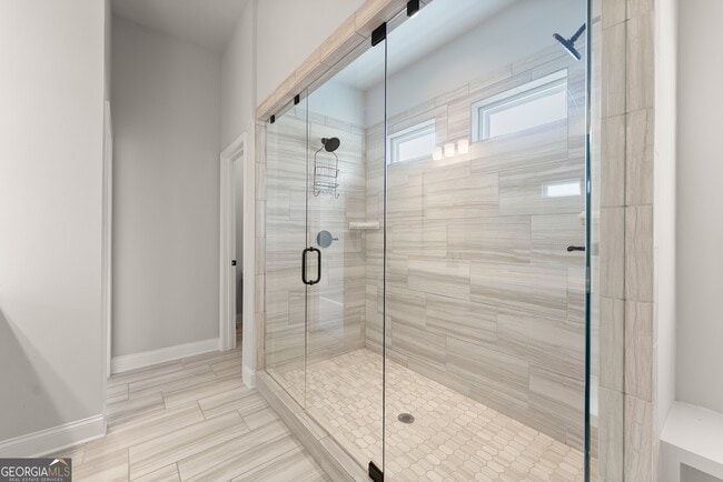 Building Photo - 4656 Silver Oak Dr SW