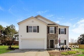 Building Photo - 33 Abbey Ln