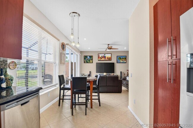 Building Photo - 5018 Starblaze Dr