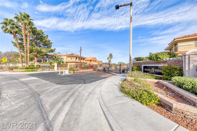 Building Photo - 2229 Fiero Dr