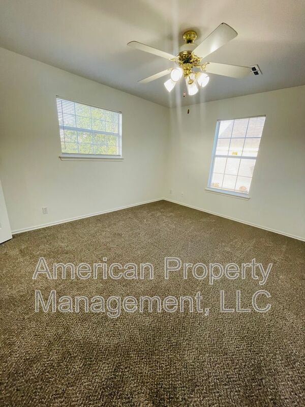 Building Photo - 5311 E 95th St