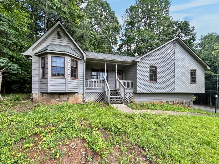 Building Photo - 316 Scarlett Ln