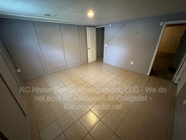 Building Photo - 420 N Jennings Rd