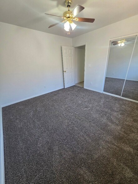 Building Photo - 3225 N Yavapai St