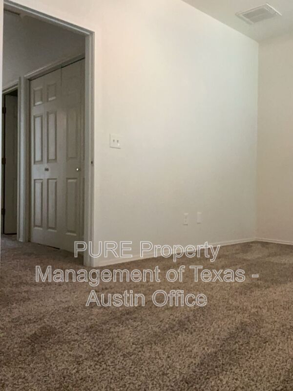 Building Photo - 304 Windridge Village Cove