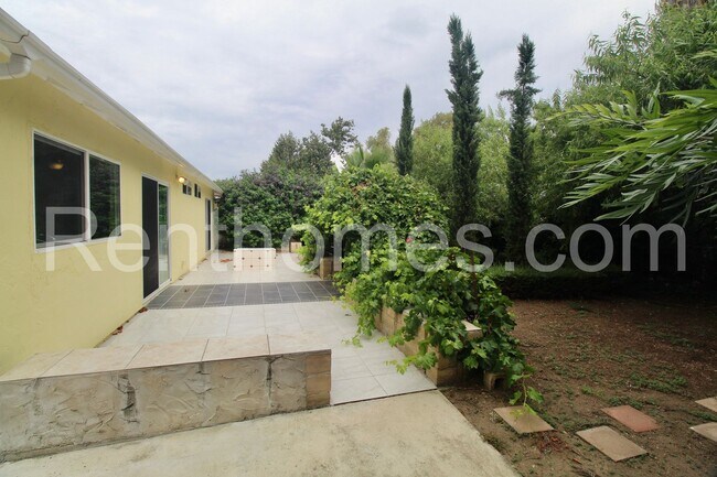 Building Photo - 13744 Fairgate Dr