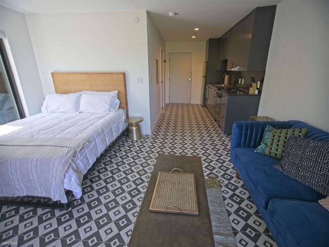 Building Photo - Studio, 1 bath Condo - La Duena Studio