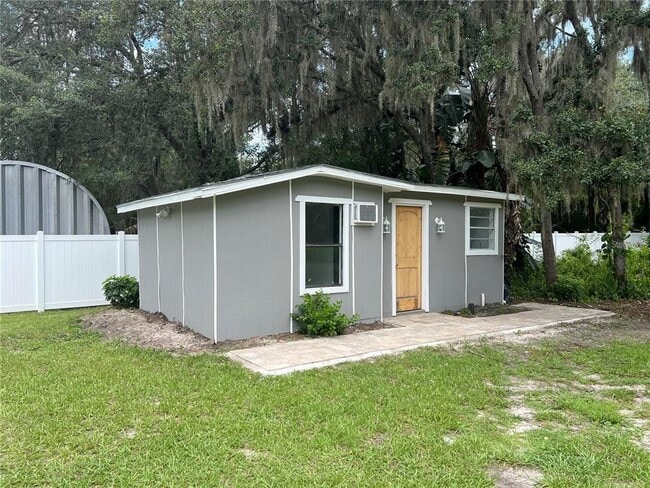 Building Photo - 5195 Countryside Ct