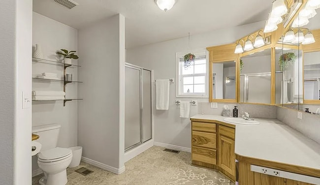 Building Photo - 4 Bed 3 Bath home and shop in Rigby