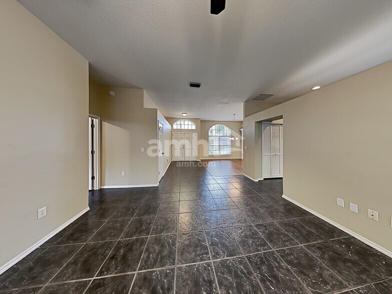 Building Photo - 10042 Cypress Shadow Ave
