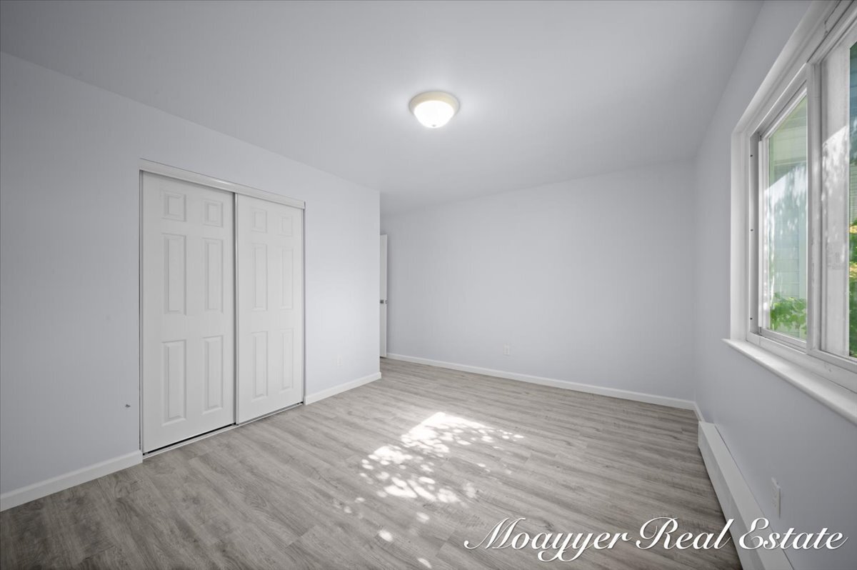 Building Photo - 1041 Abbey Ct