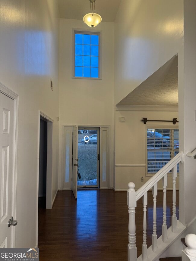 Building Photo - 1221 River Rush Ln NE