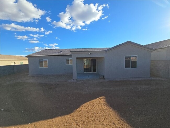 Building Photo - 2951 E Colina Cerbat