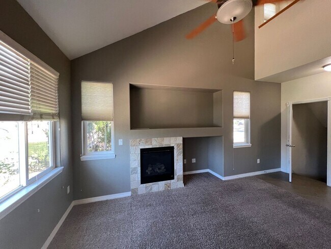 Building Photo - Great Home in Central Ft. Collins