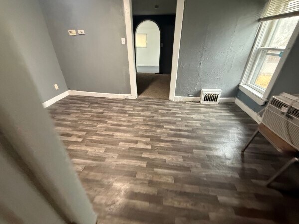 Building Photo - 1447 Tait St